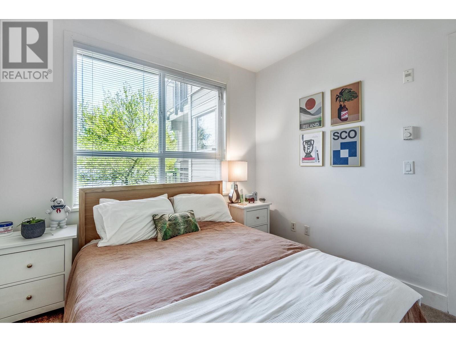 Listing Picture 13 of 34 : 220 5788 SIDLEY STREET, Burnaby / 本拿比 - 魯藝地產 Yvonne Lu Group - MLS Medallion Club Member