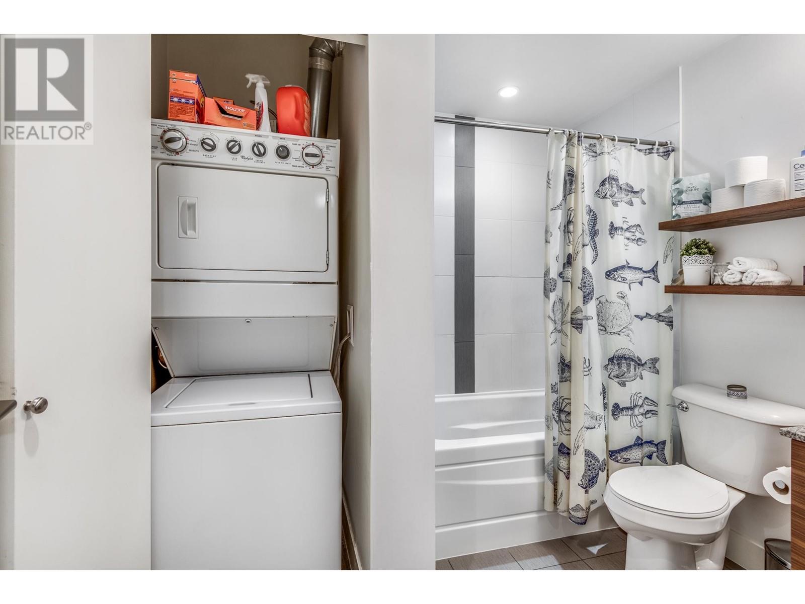 Listing Picture 16 of 34 : 220 5788 SIDLEY STREET, Burnaby / 本拿比 - 魯藝地產 Yvonne Lu Group - MLS Medallion Club Member