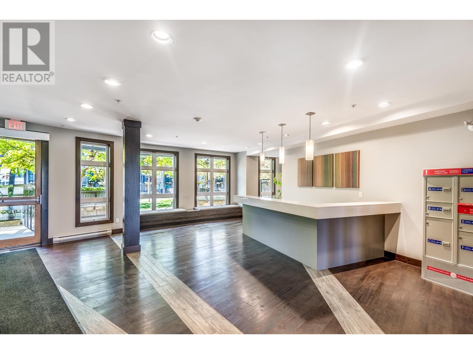 Listing Picture 18 of 34 : 220 5788 SIDLEY STREET, Burnaby / 本拿比 - 魯藝地產 Yvonne Lu Group - MLS Medallion Club Member