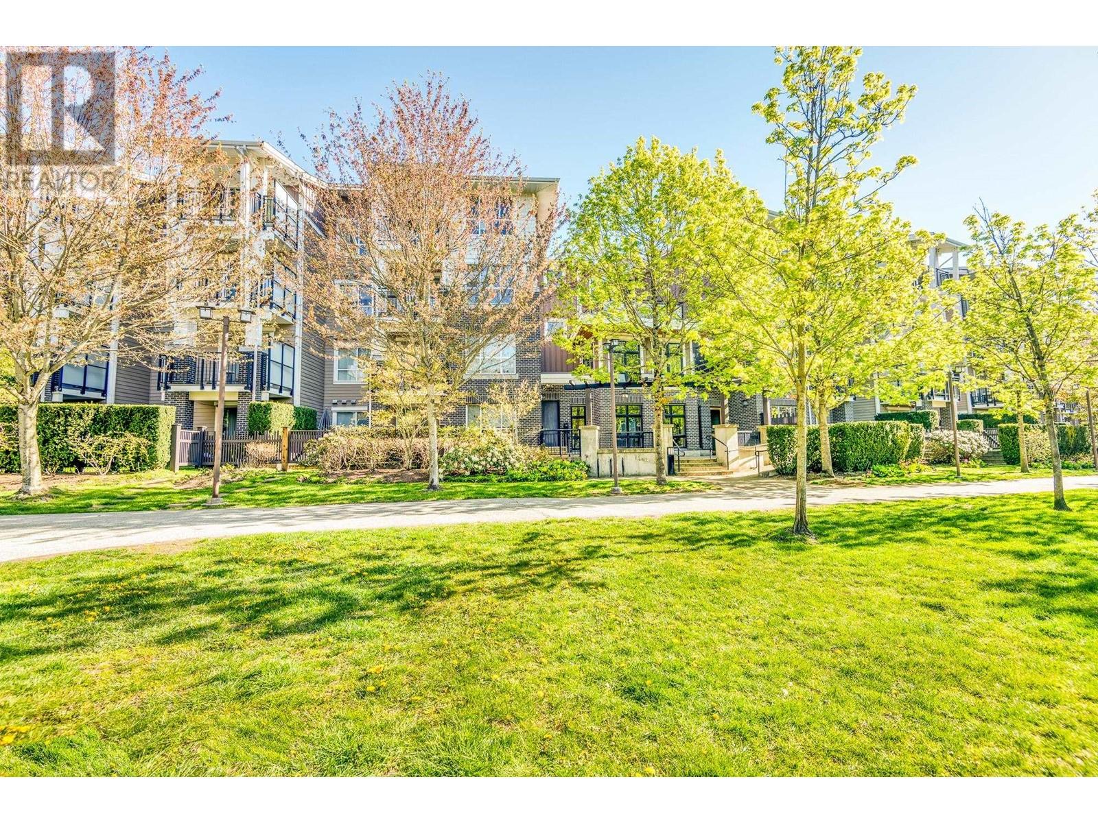 Listing Picture 33 of 34 : 220 5788 SIDLEY STREET, Burnaby / 本拿比 - 魯藝地產 Yvonne Lu Group - MLS Medallion Club Member