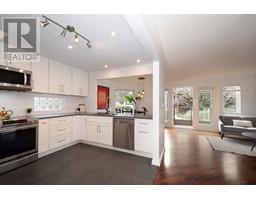 202 1959 W 2ND AVENUE, Vancouver, British Columbia
