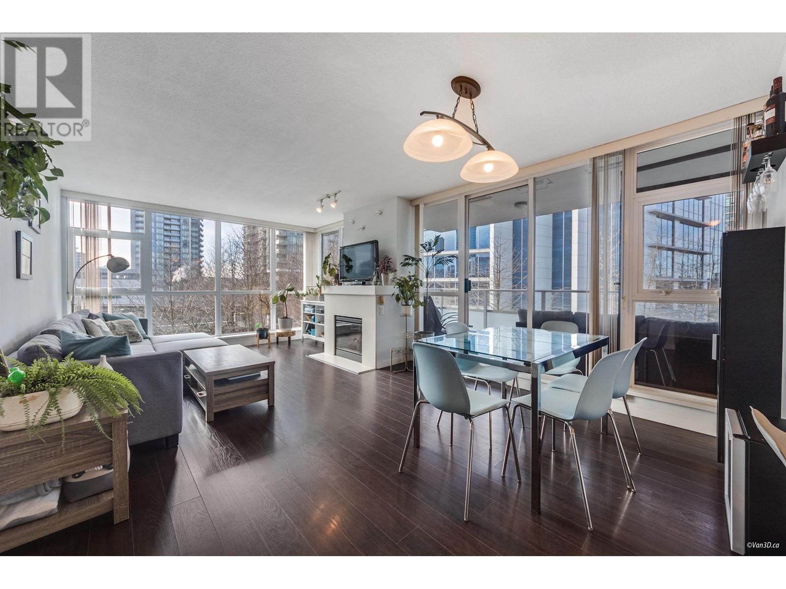 405 4400 BUCHANAN STREET, burnaby, British Columbia