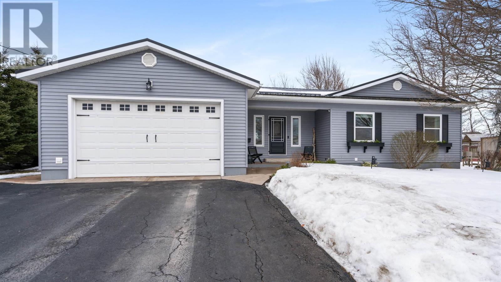 9 Forest Glen Court, amherst, Nova Scotia