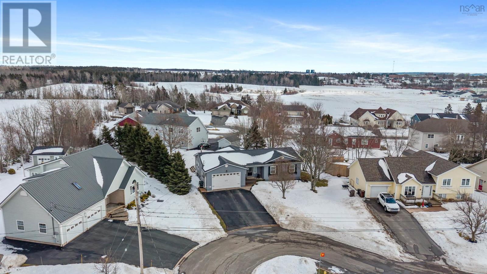 9 Forest Glen Court, Amherst, Nova Scotia  B4H 4T5 - Photo 3 - 202503984