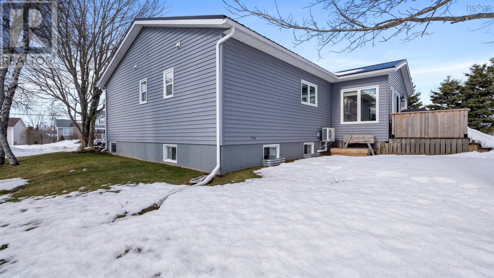 9 Forest Glen Court, Amherst, Nova Scotia  B4H 4T5 - Photo 5 - 202503984