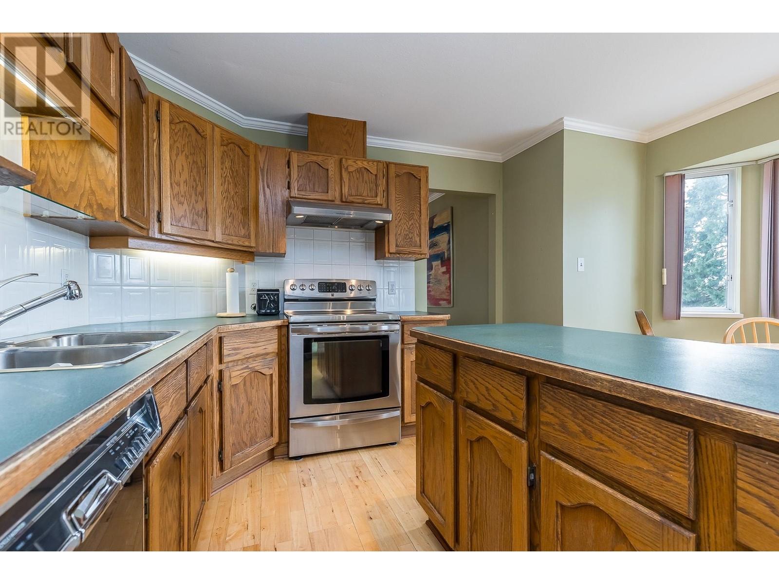 23519 Tamarack Lane, Maple Ridge, British Columbia  V2W 1B1 - Photo 6 - R2972334