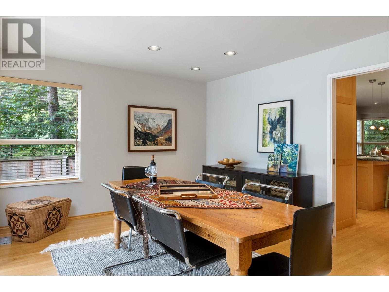 6032 Glenwynd Place, West Vancouver, British Columbia  V7W 2W5 - Photo 11 - R2972345