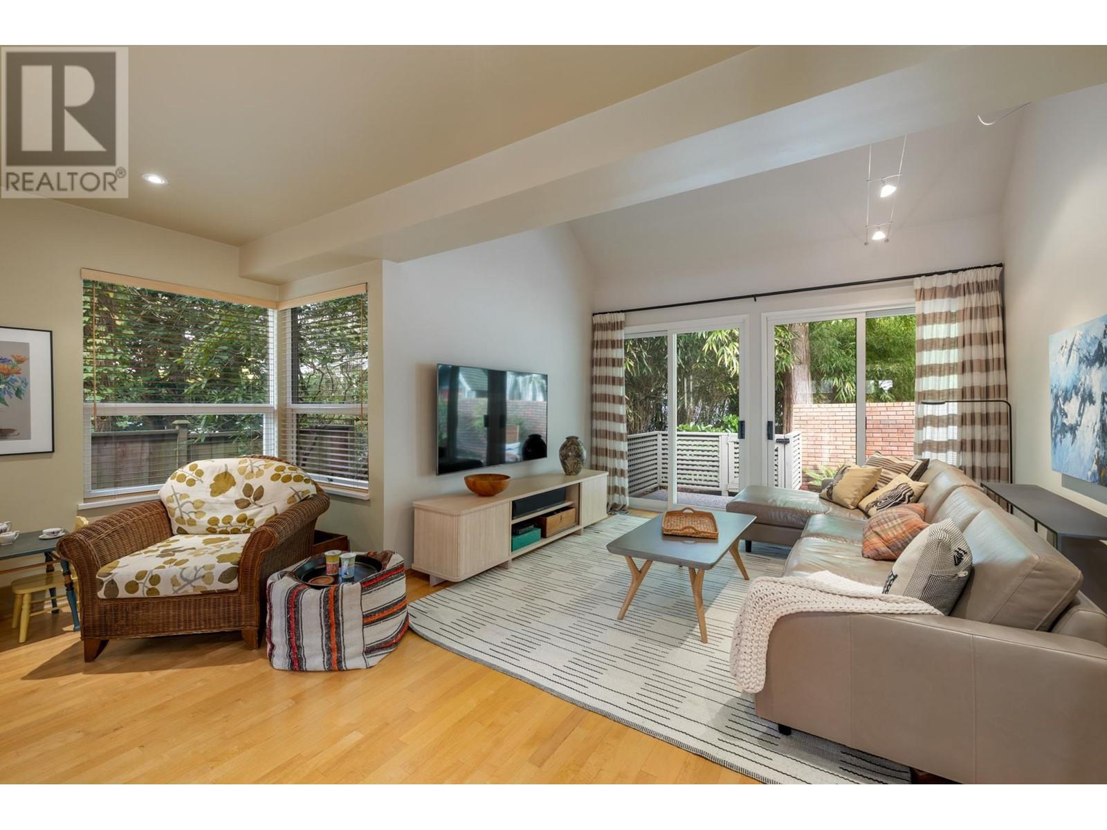 6032 Glenwynd Place, West Vancouver, British Columbia  V7W 2W5 - Photo 15 - R2972345