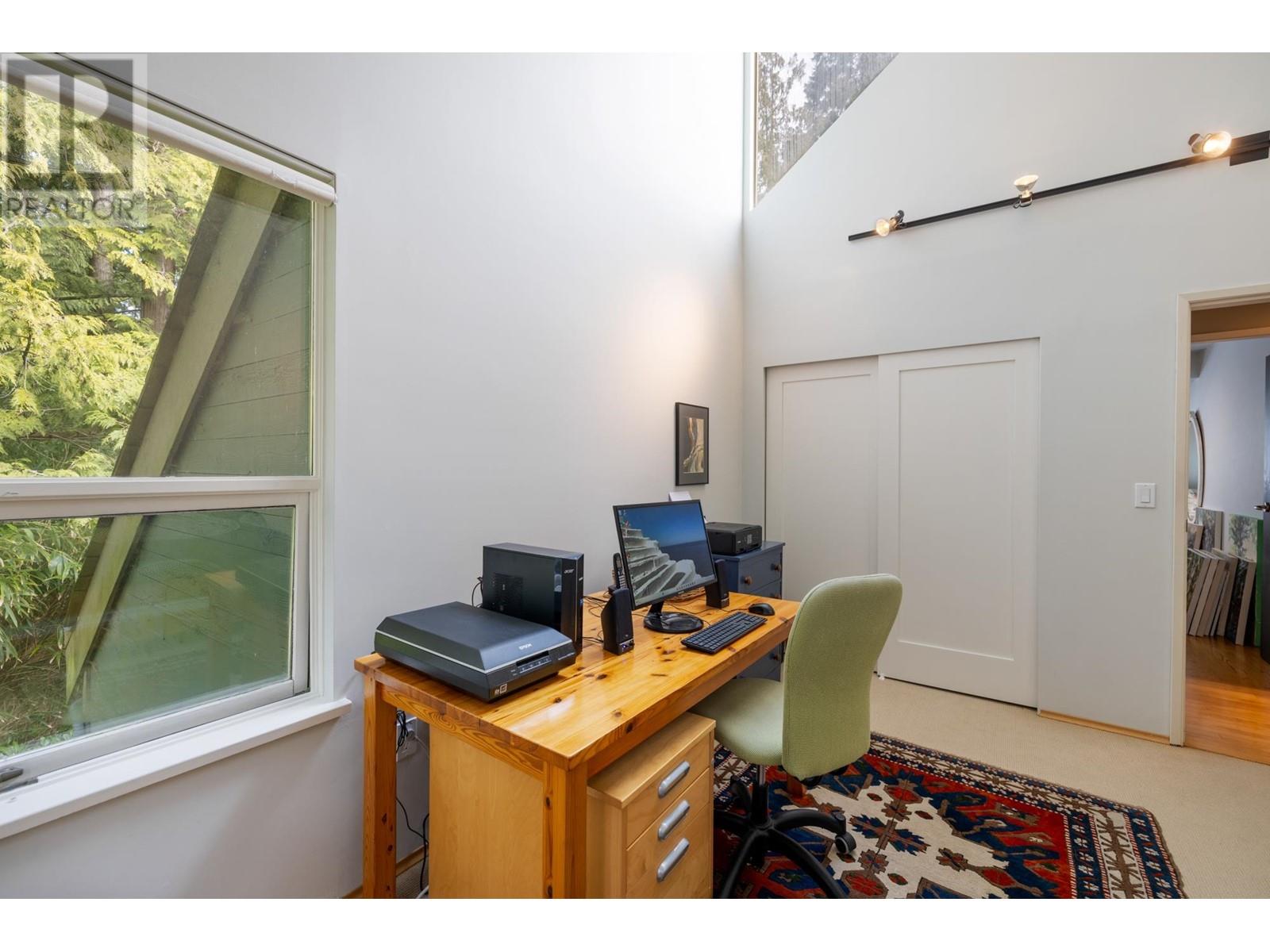6032 Glenwynd Place, West Vancouver, British Columbia  V7W 2W5 - Photo 28 - R2972345
