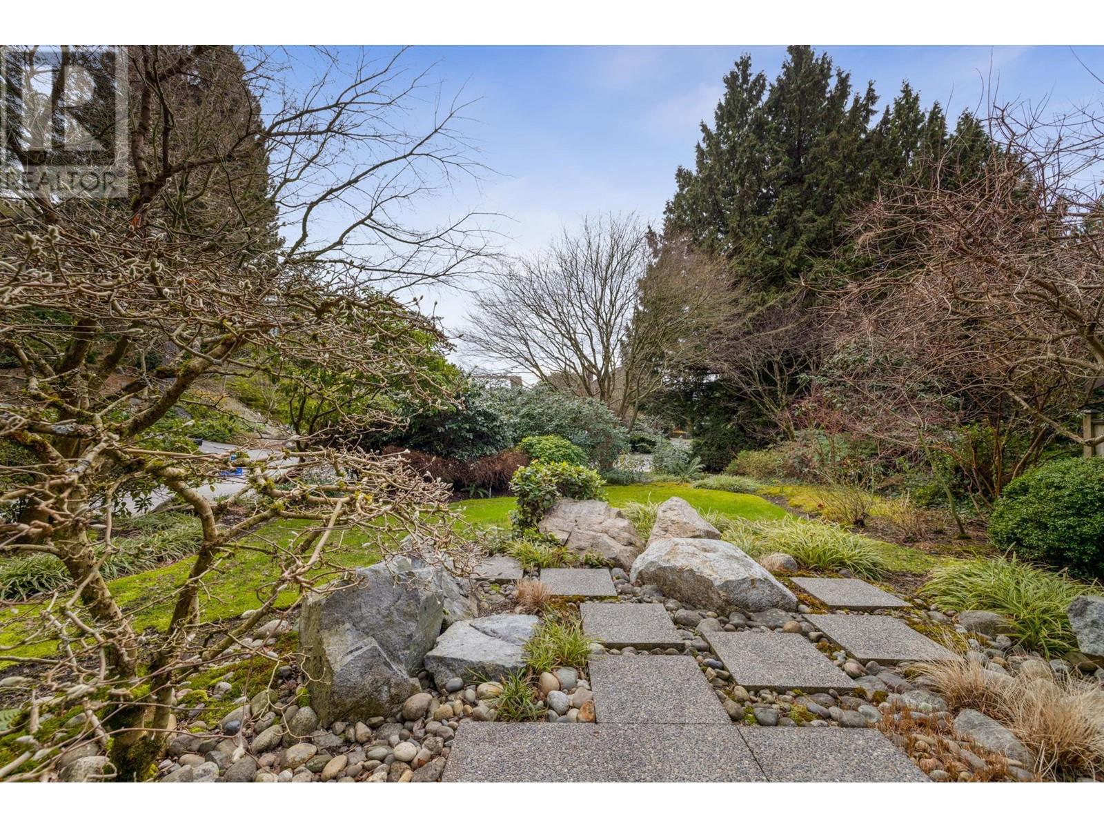 6032 Glenwynd Place, West Vancouver, British Columbia  V7W 2W5 - Photo 38 - R2972345