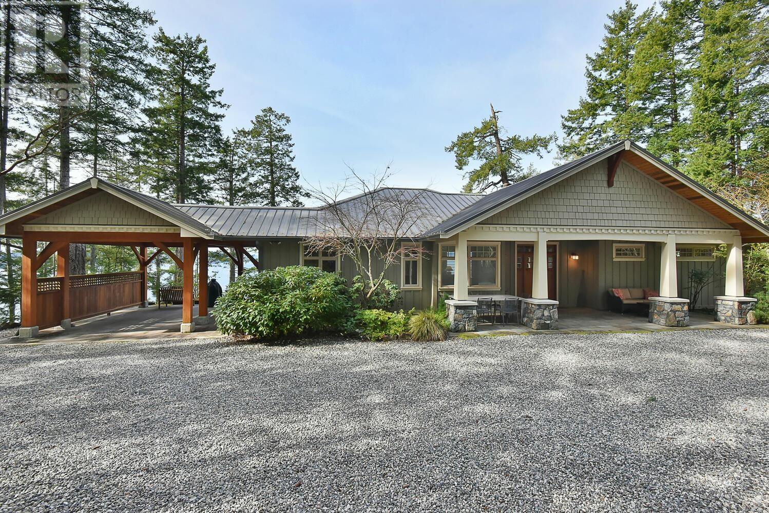 10017 Seair Lane, Halfmoon Bay, British Columbia  V7Z 1G5 - Photo 3 - R2972397