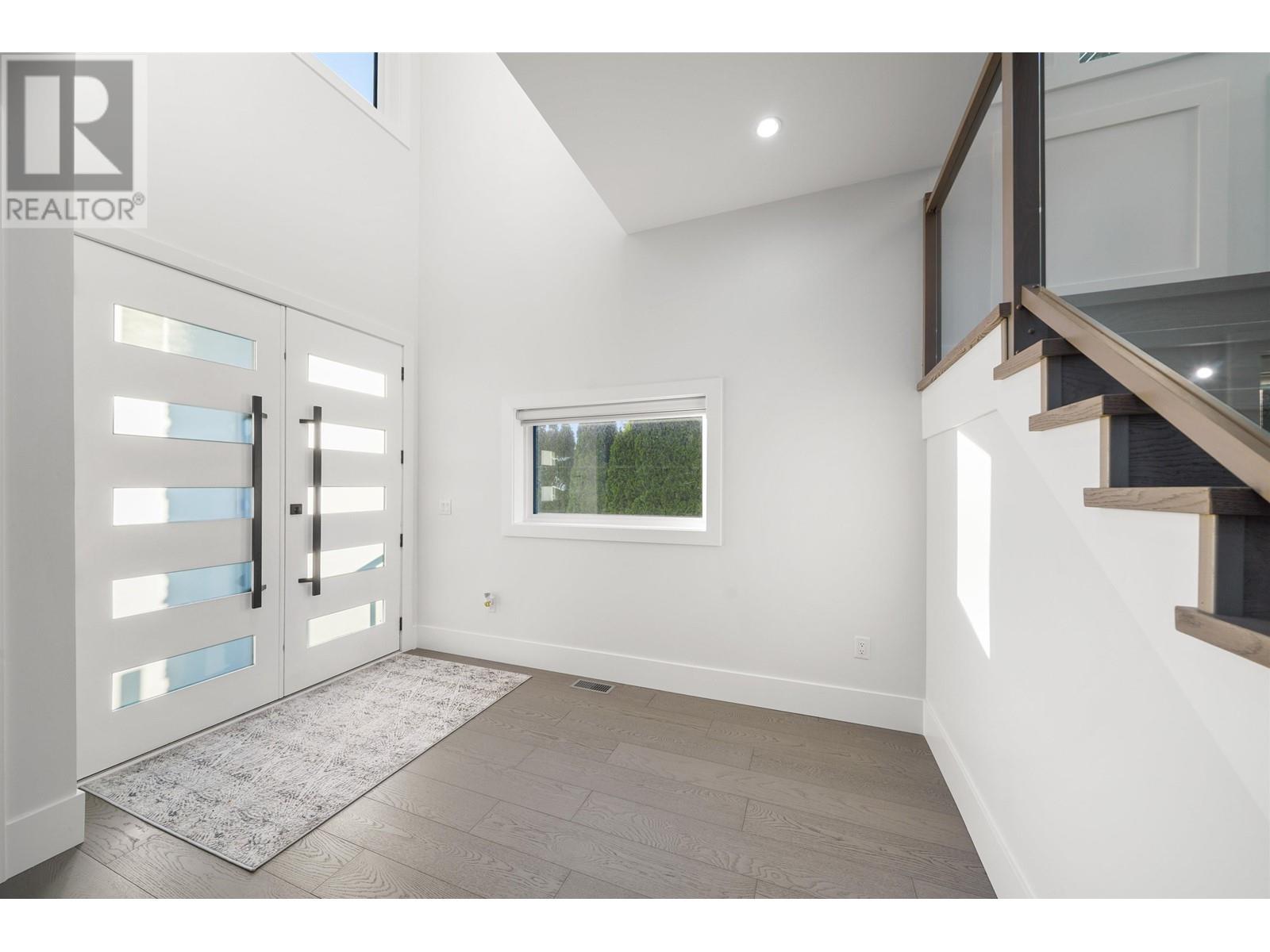 12290 Laity Street, Maple Ridge, British Columbia  V2X 5B2 - Photo 3 - R2972405