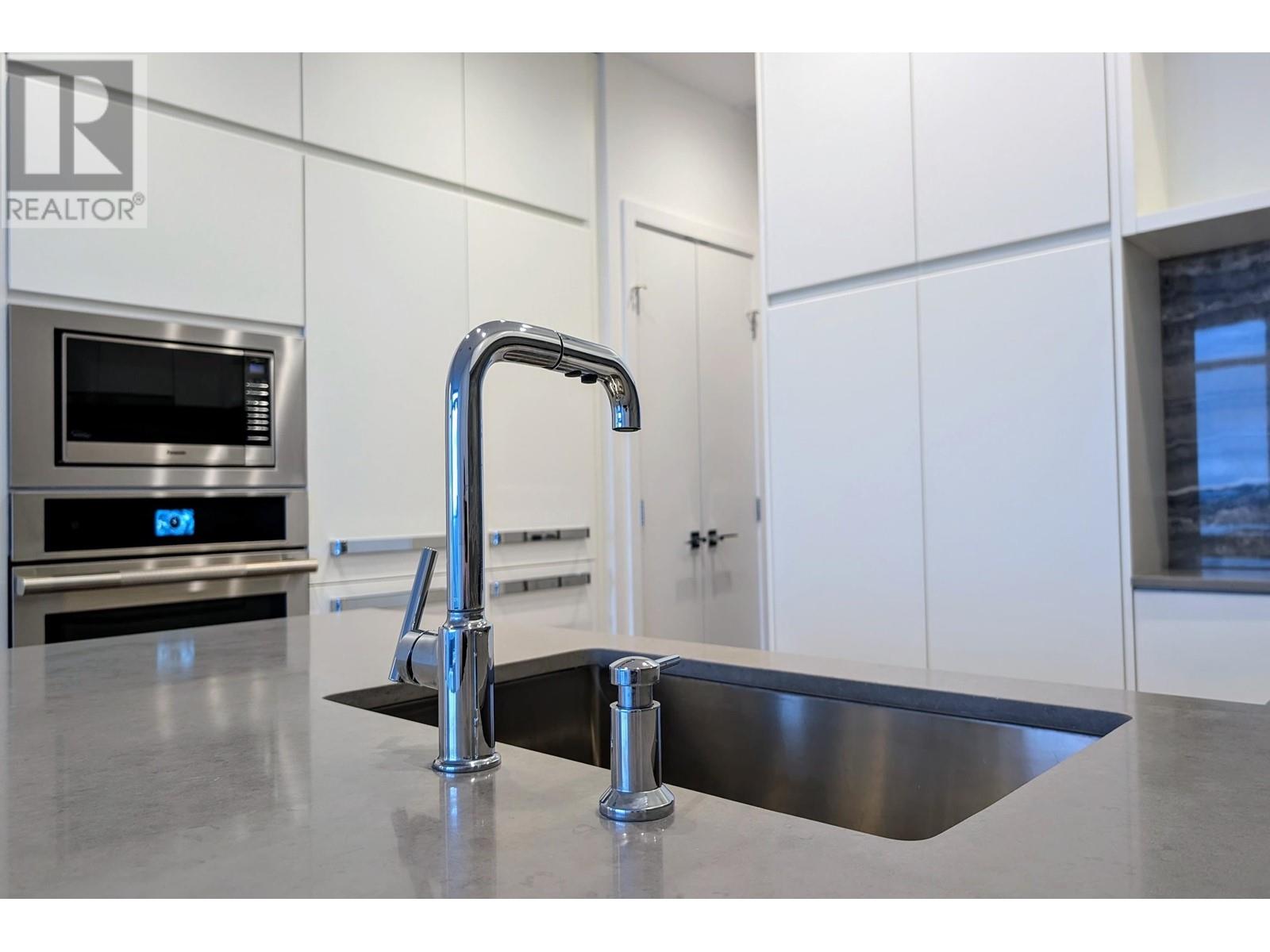 3205 450 Westview Street, Coquitlam, British Columbia  V3K 0G3 - Photo 9 - R2960925