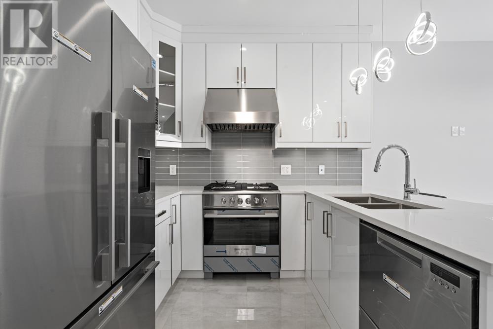 6751 Knight Street, Vancouver, British Columbia  V5P 2W4 - Photo 9 - R2972328