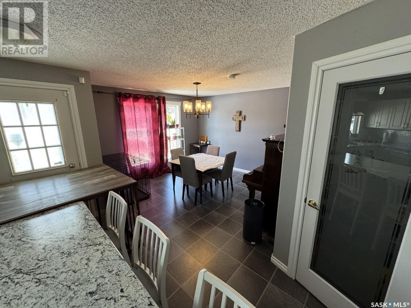 504 2nd Street W, Wilkie, Saskatchewan  S0K 4W0 - Photo 14 - SK996956