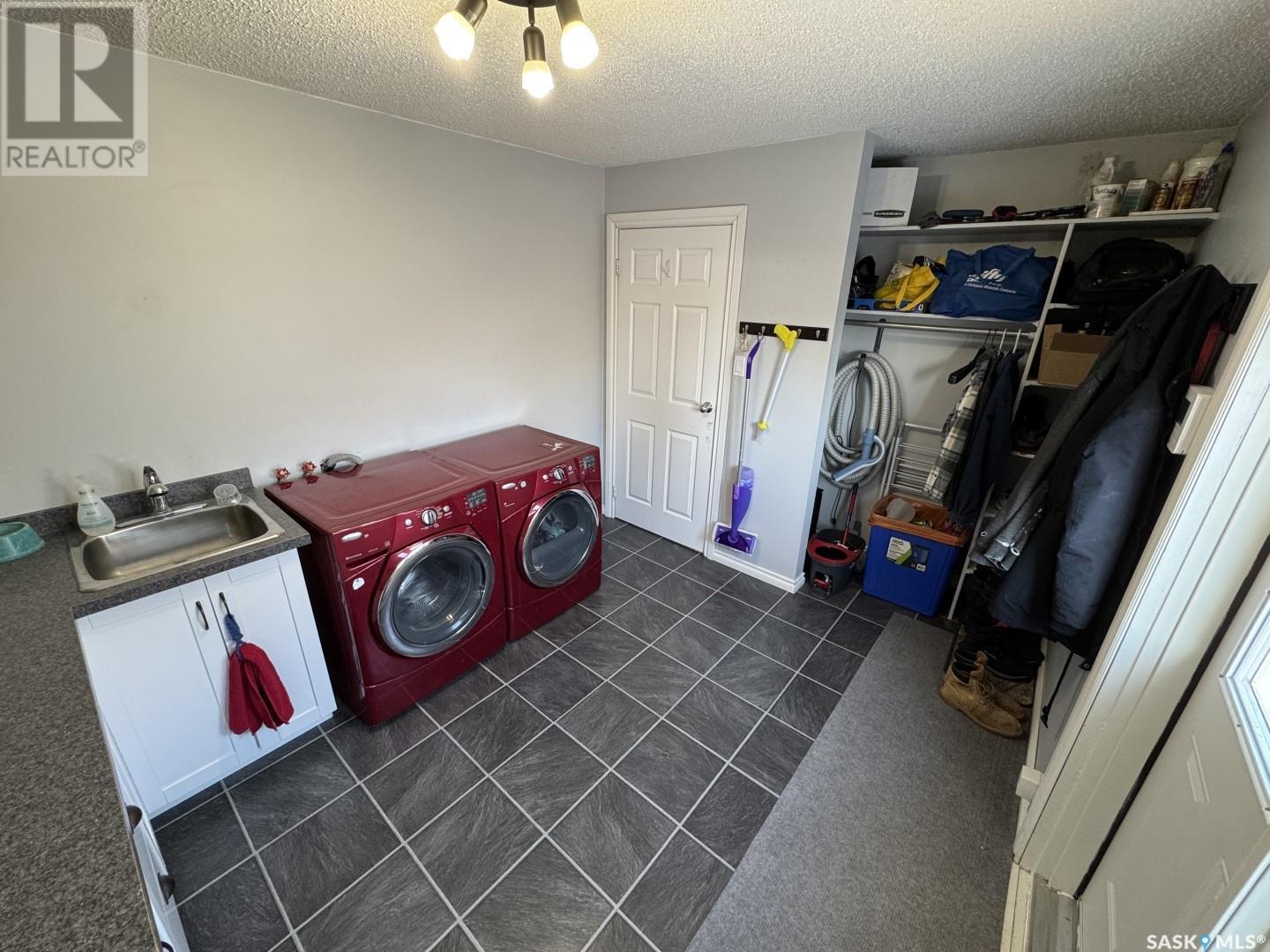 504 2nd Street W, Wilkie, Saskatchewan  S0K 4W0 - Photo 21 - SK996956