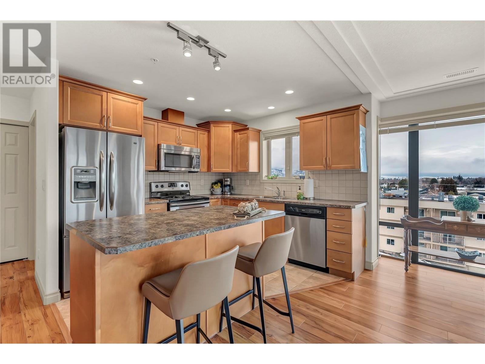 Property at 2113 Atkinson Street Unit# 506 image 4