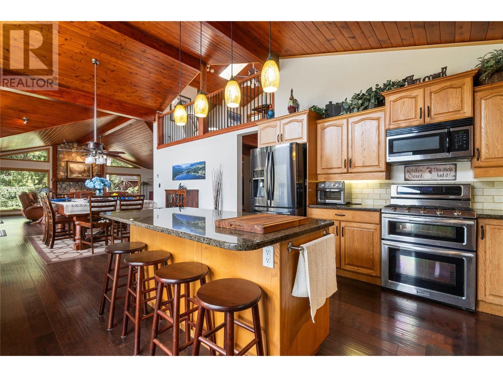 2647 Blind Bay Road, Blind Bay, British Columbia  V0E 1H1 - Photo 15 - 10337082