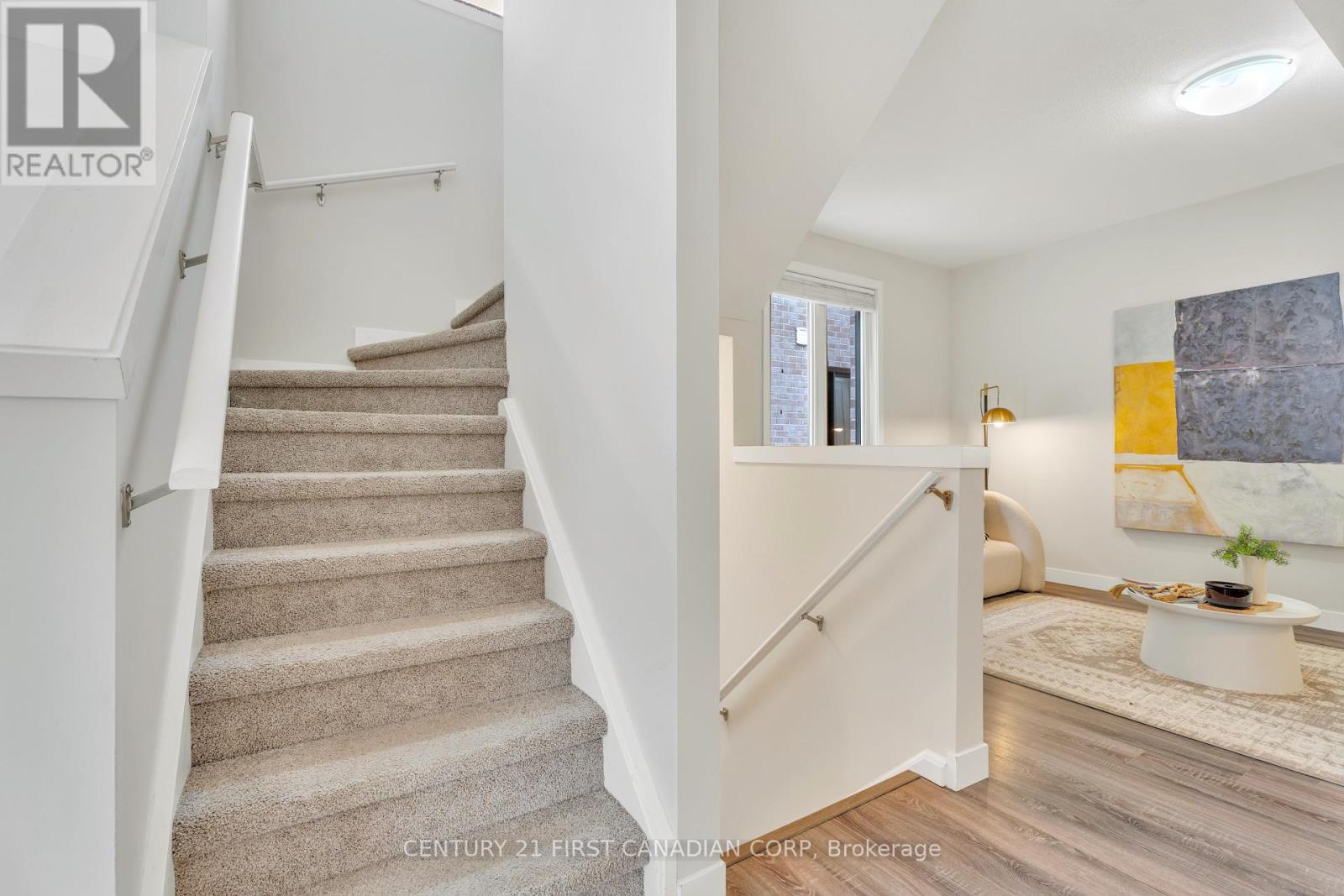 Photo 11 of 41 for 948 - 948 Georgetown Drive N
