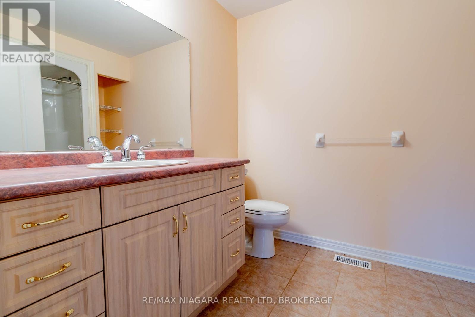 47 Sculler's Way, St. Catharines, Ontario  L2N 7S9 - Photo 18 - X11997748