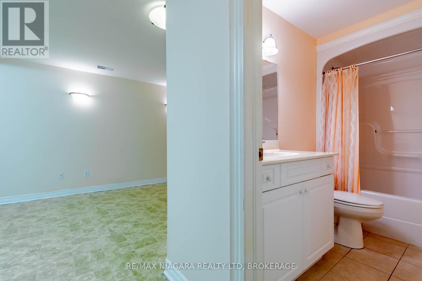 47 Sculler's Way, St. Catharines, Ontario  L2N 7S9 - Photo 28 - X11997748