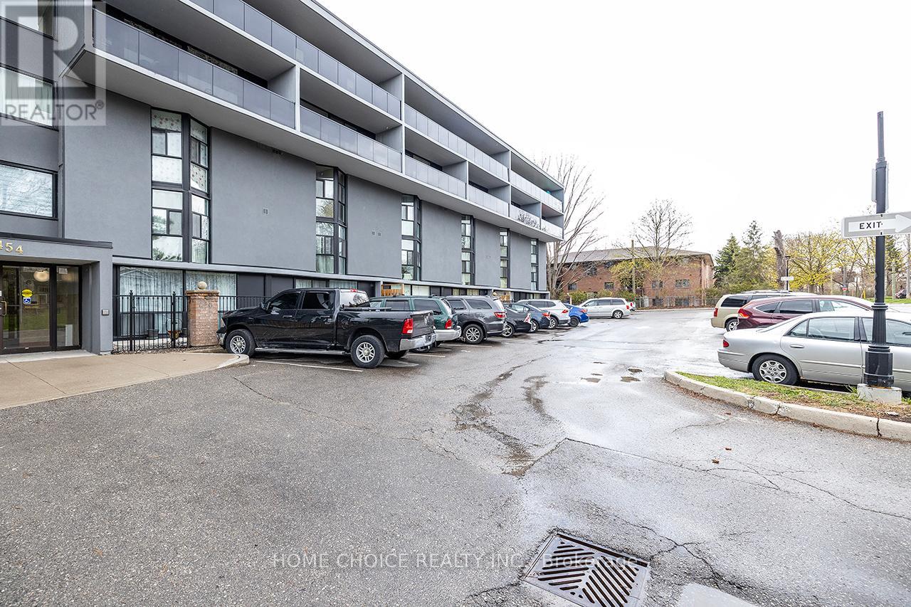 Property at 412 - 454 CENTRE STREET image 1