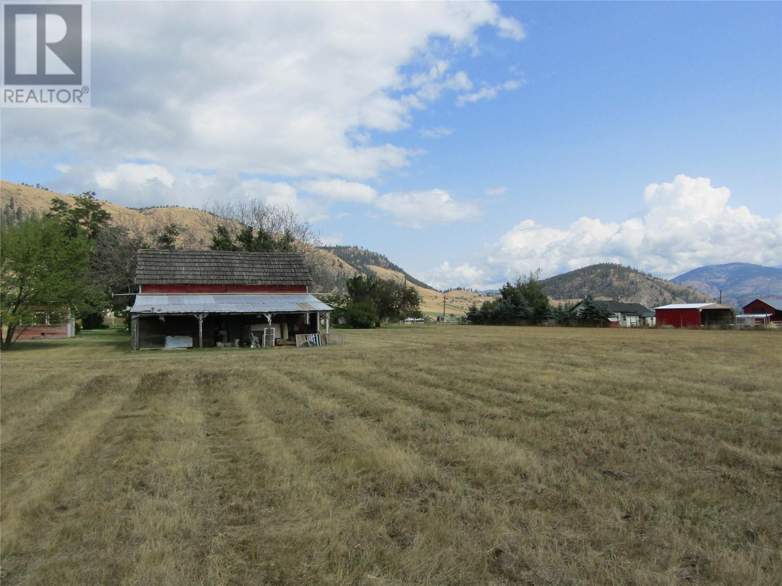 5300 Hillview Road, Grand Forks, British Columbia  V0H 1H5 - Photo 11 - 10336790