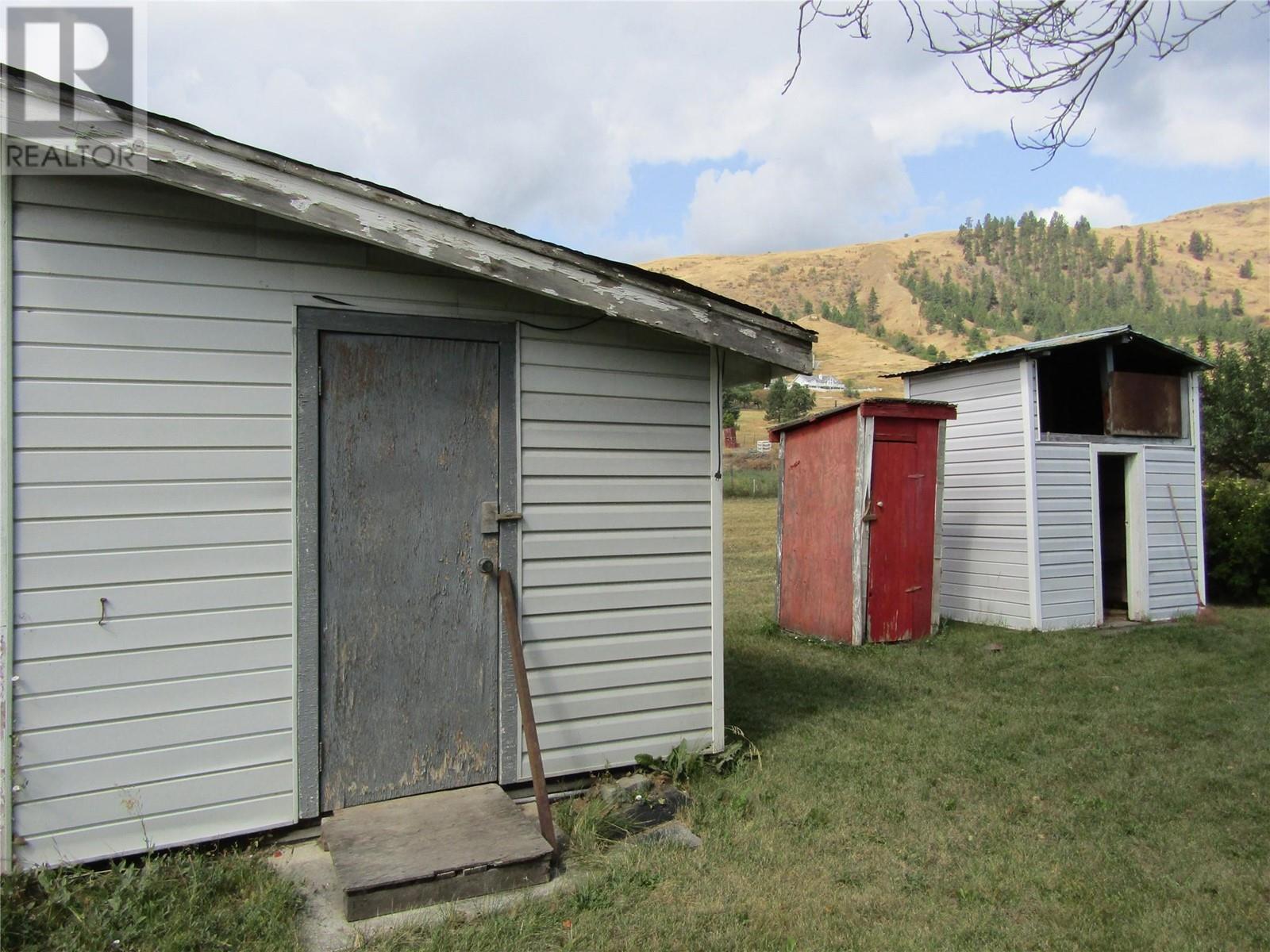 5300 Hillview Road, Grand Forks, British Columbia  V0H 1H5 - Photo 20 - 10336790