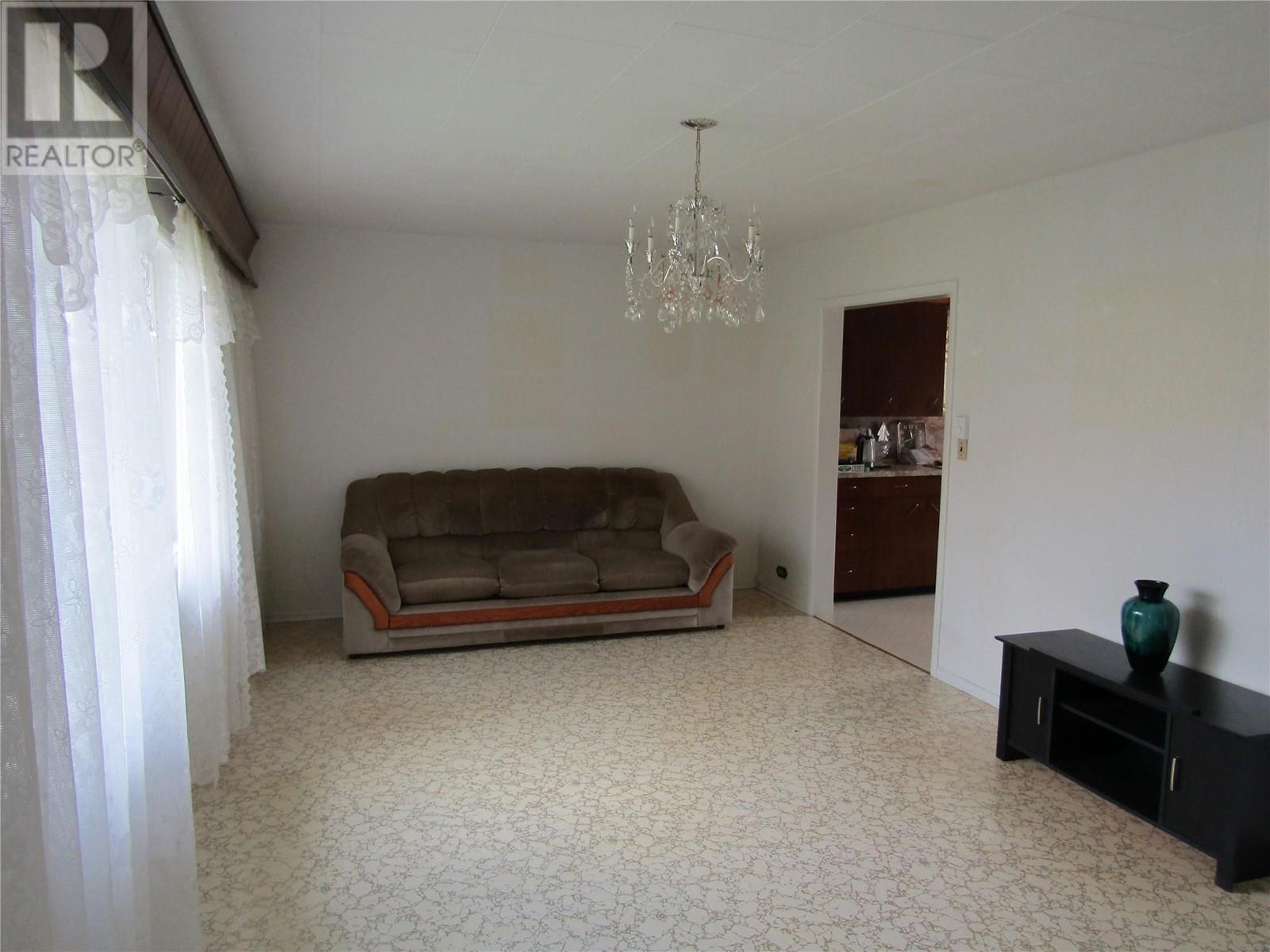 5300 Hillview Road, Grand Forks, British Columbia  V0H 1H5 - Photo 23 - 10336790