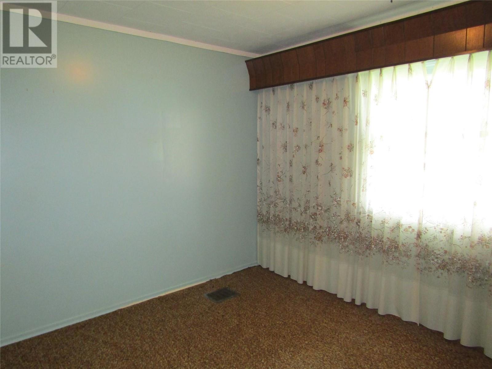 5300 Hillview Road, Grand Forks, British Columbia  V0H 1H5 - Photo 26 - 10336790