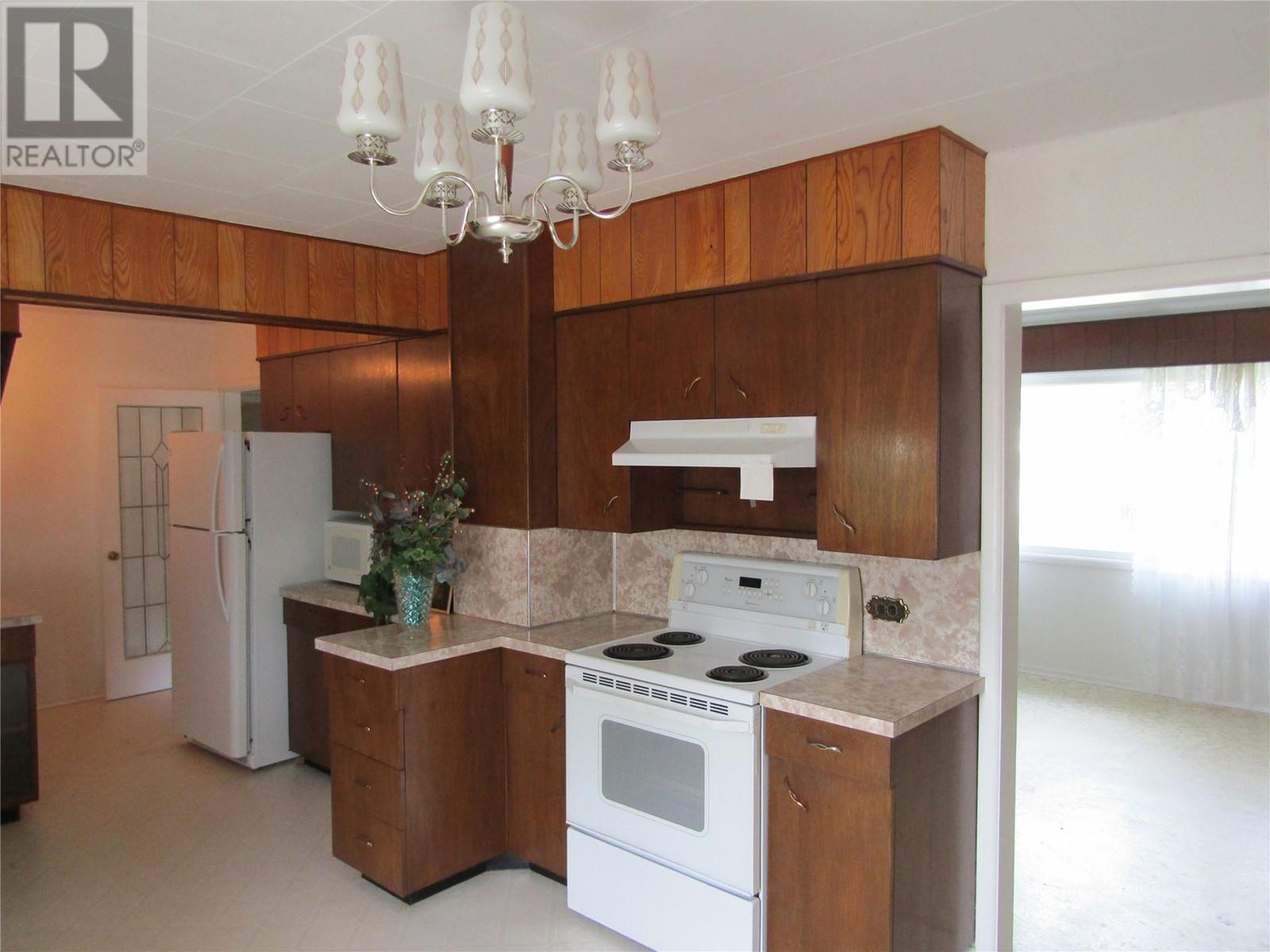 5300 Hillview Road, Grand Forks, British Columbia  V0H 1H5 - Photo 37 - 10336790