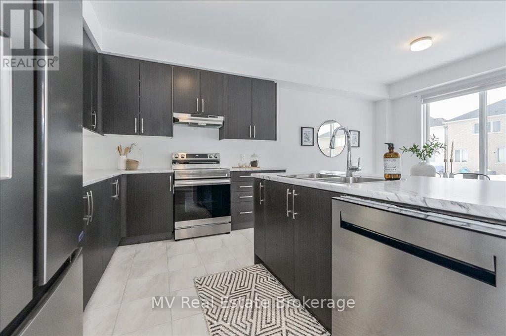 82 Spicer Street, Centre Wellington, Ontario  N1M 0H7 - Photo 12 - X11997641