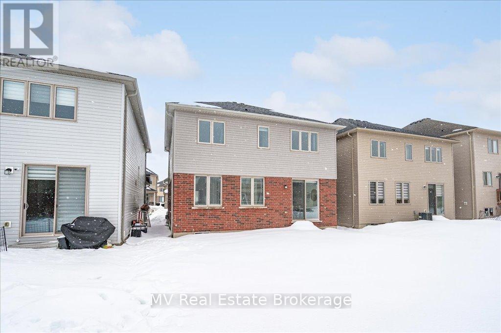 82 Spicer Street, Centre Wellington, Ontario  N1M 0H7 - Photo 41 - X11997641
