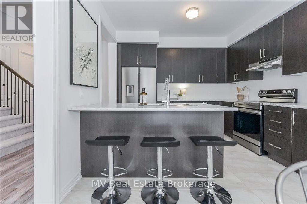 82 Spicer Street, Centre Wellington, Ontario  N1M 0H7 - Photo 8 - X11997641