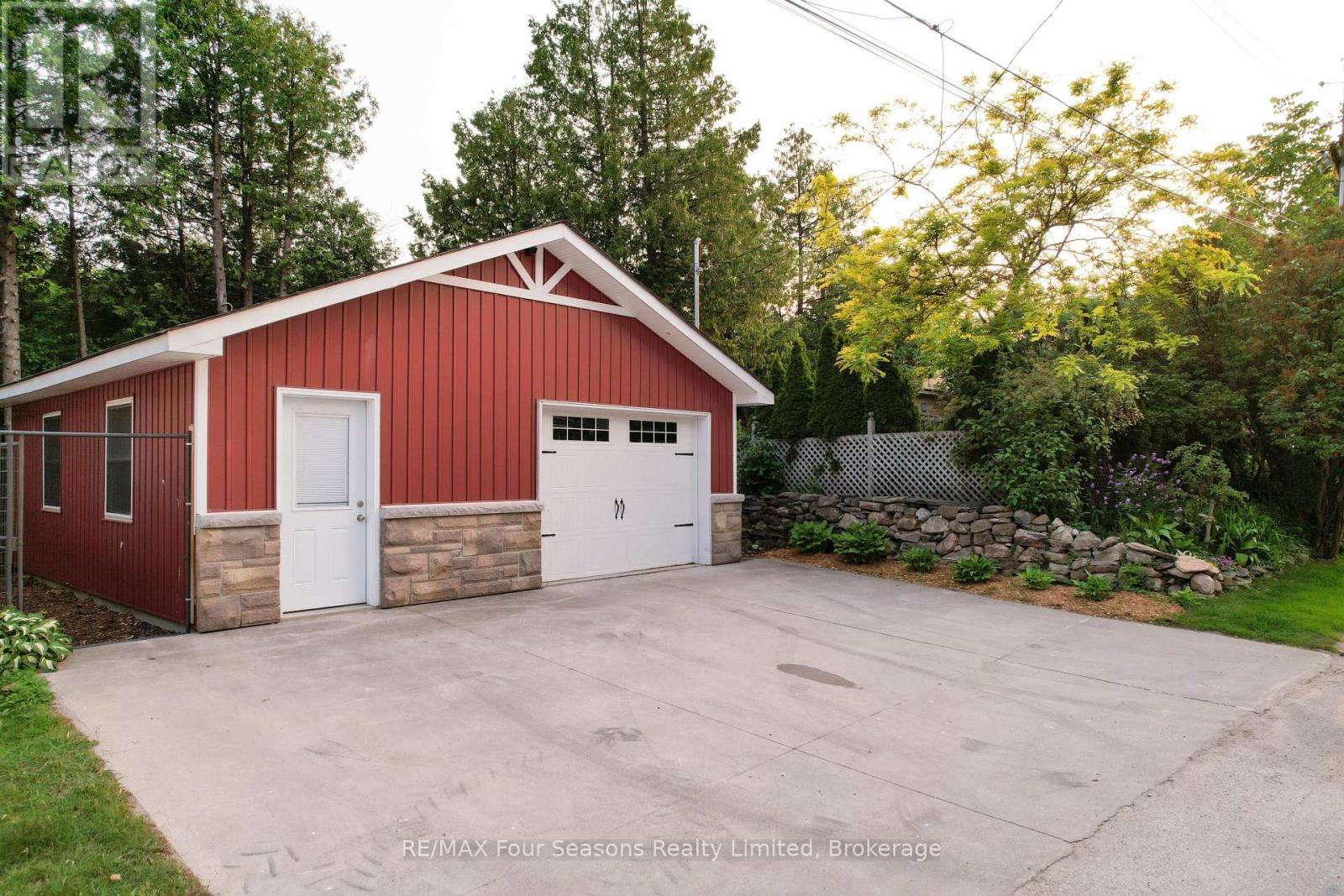 35 Glen Rogers Road, Collingwood, Ontario  L9Y 5N5 - Photo 36 - S11997763