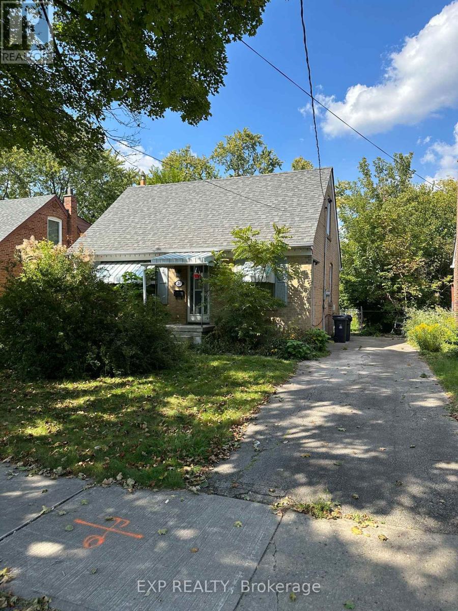 26 Pleasant Avenue, Toronto (Newtonbrook West), Ontario  M2M 1L9 - Photo 3 - C11997482