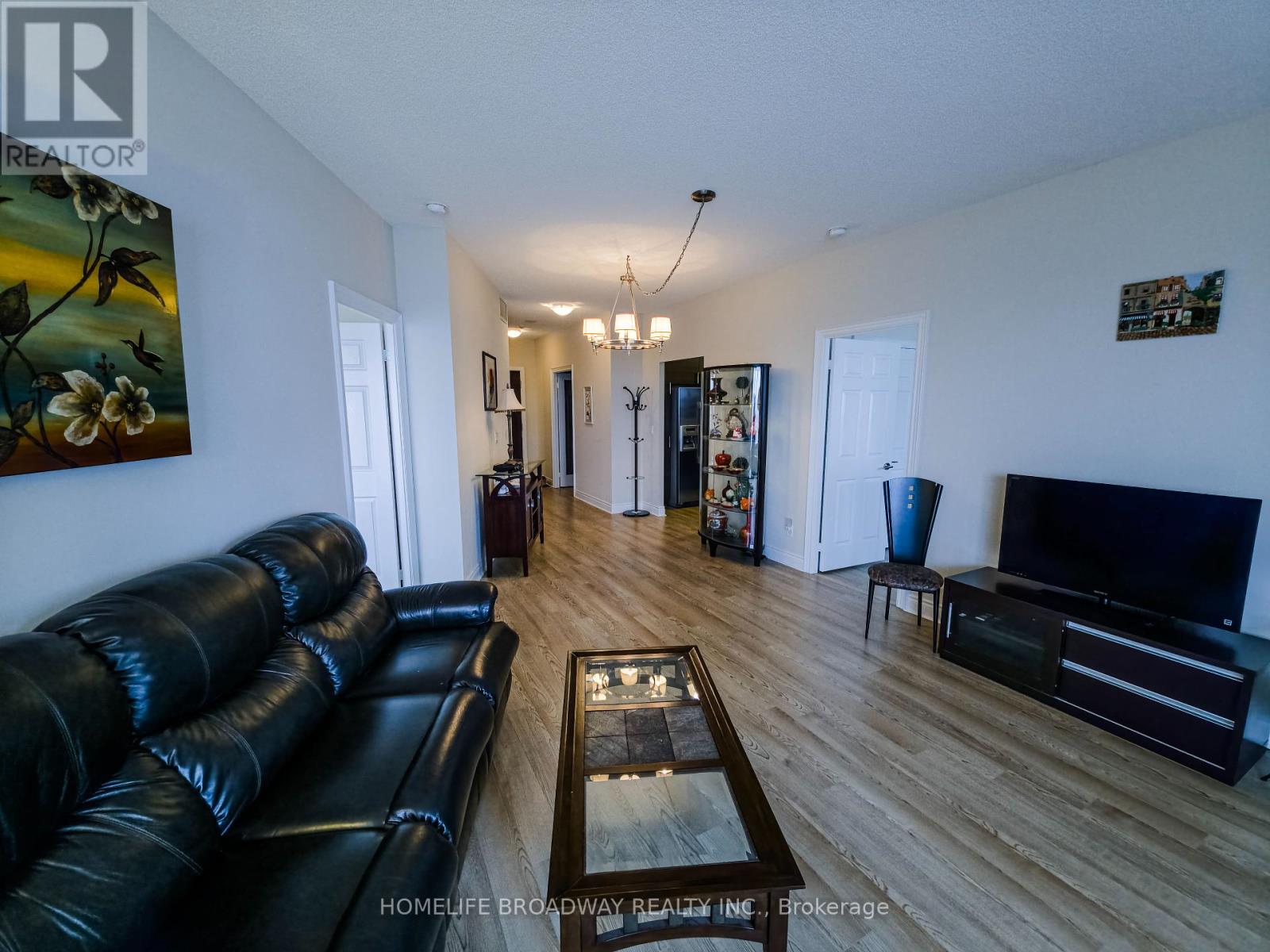 Property at 263 - 23 COX BOULEVARD image 3
