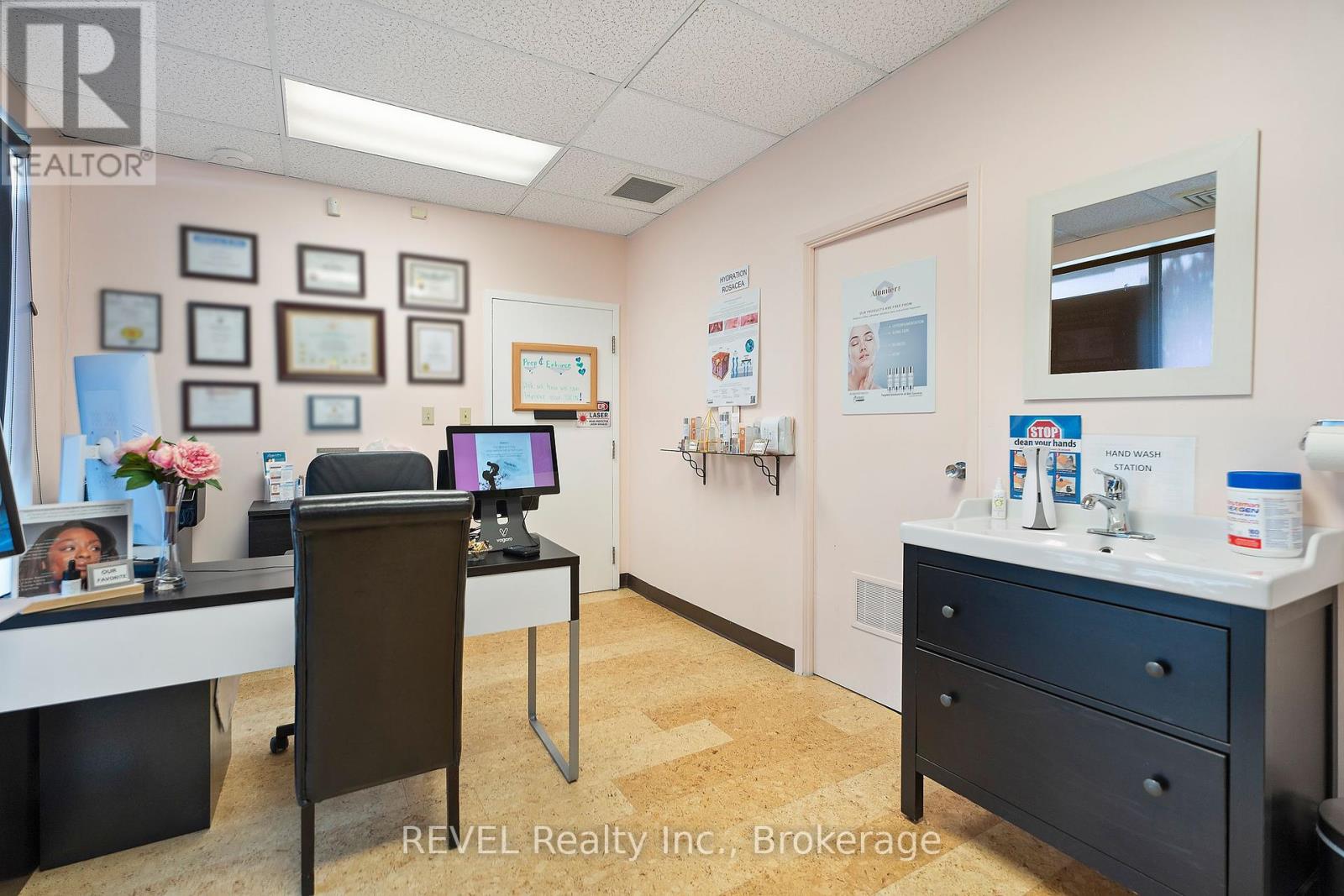 100b - 36 Hiscott Street, St. Catharines (452 - Haig), Ontario  L2R 1C8 - Photo 8 - X11926259