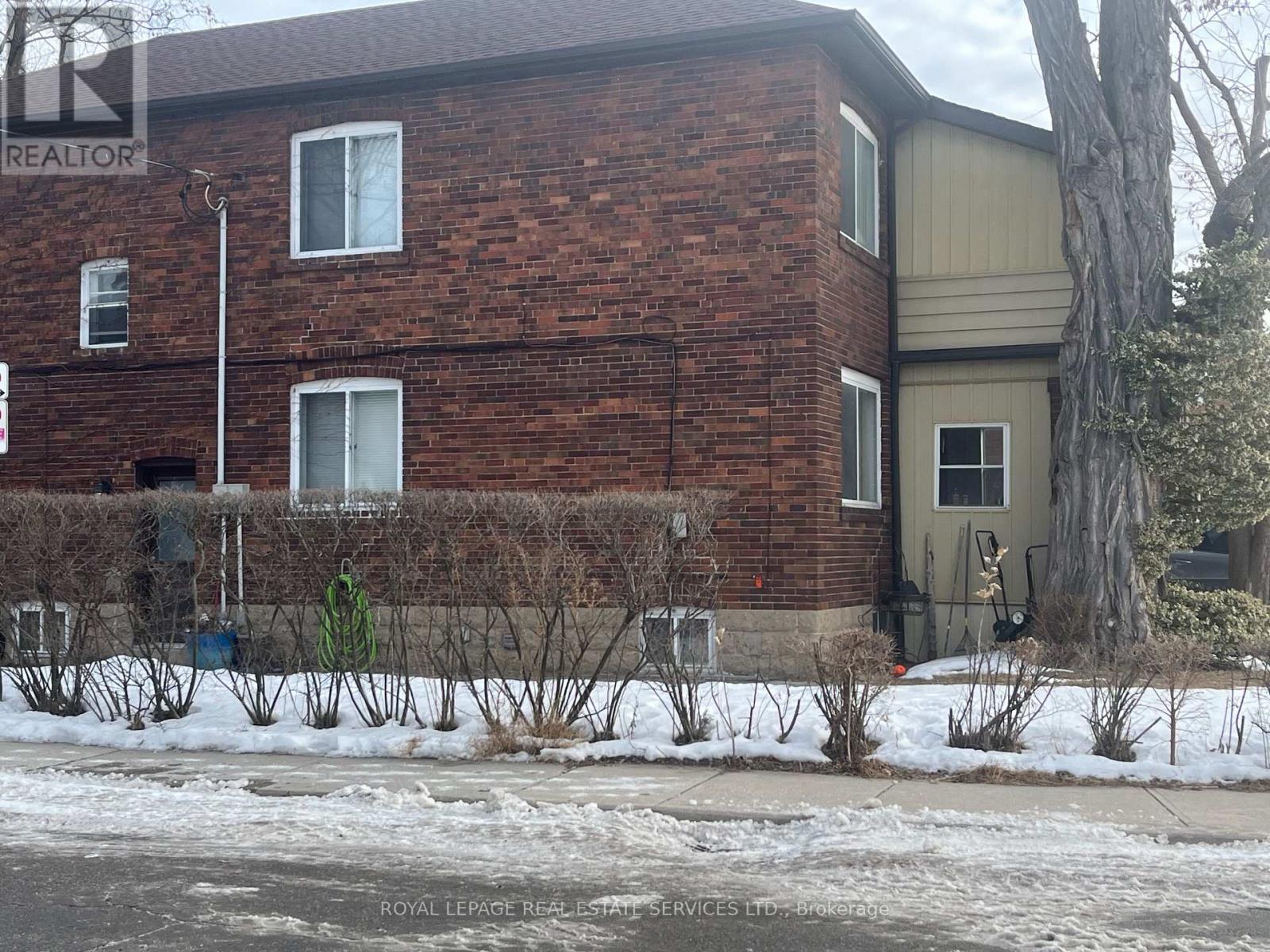 Property at 344-346 ST. JOHN ROAD W image