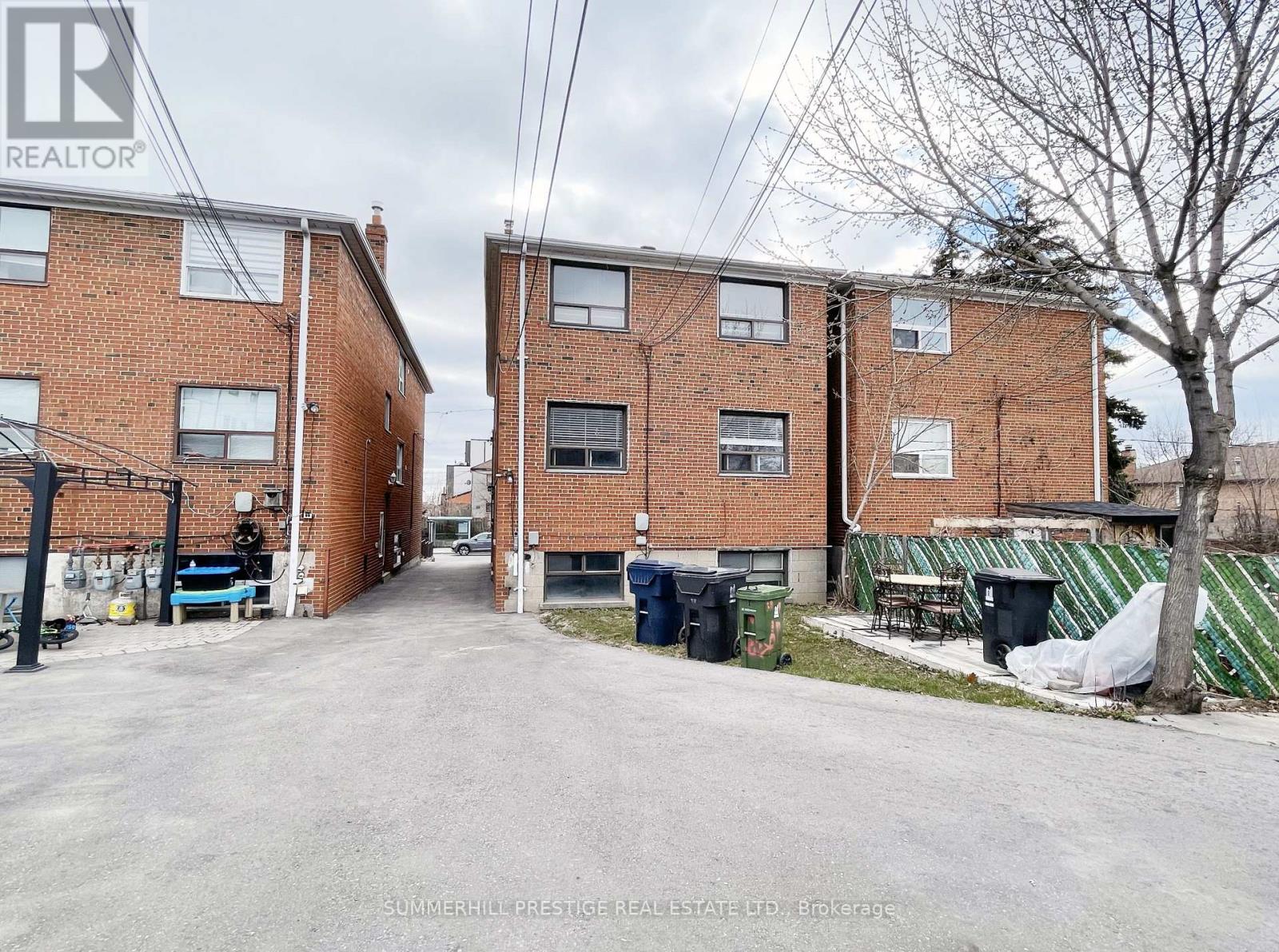 377 Caledonia Road, Toronto (Caledonia-Fairbank), Ontario  M6E 4T7 - Photo 6 - W11997460
