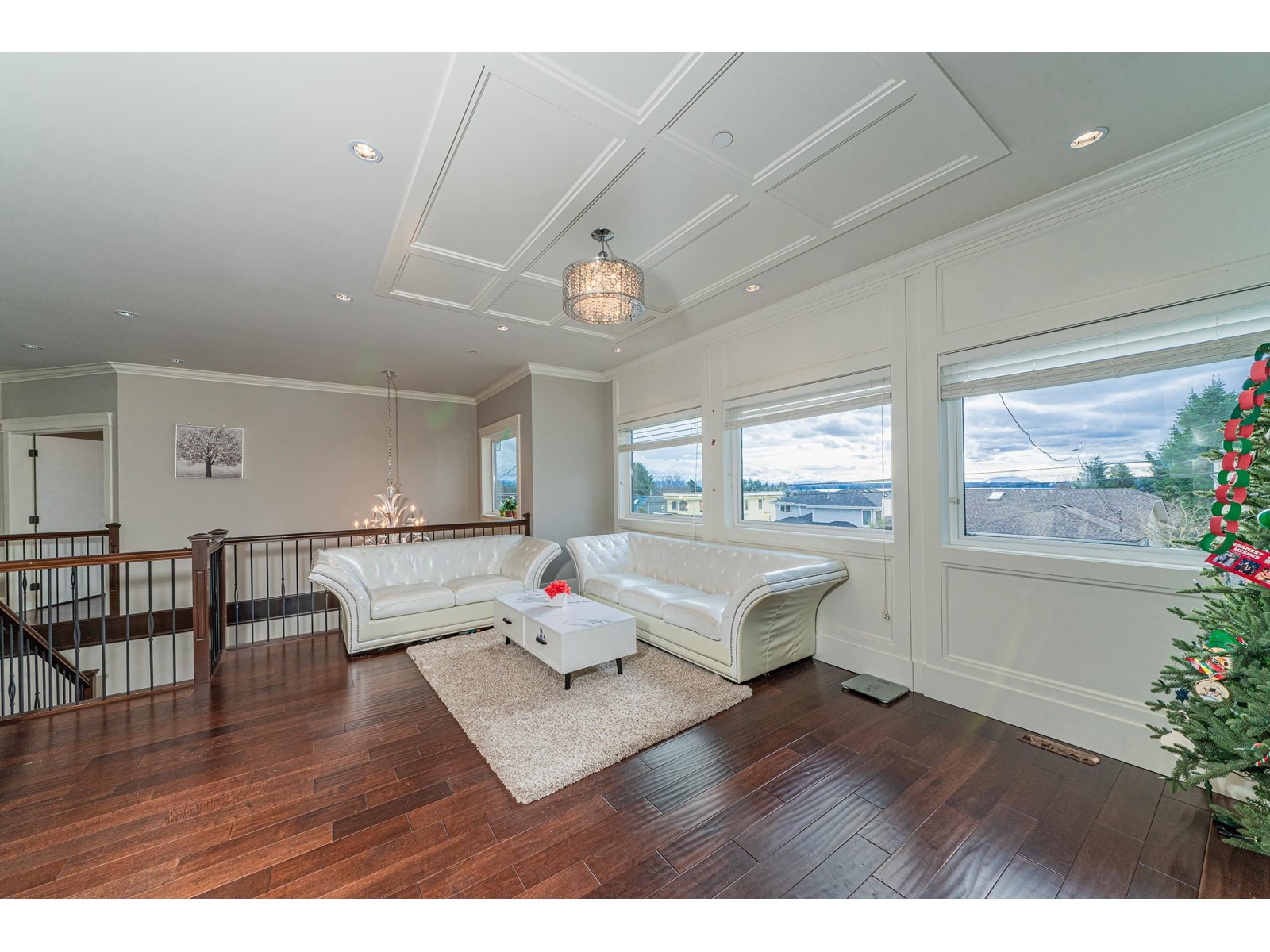 Property at 15807 BUENA VISTA AVENUE image 5