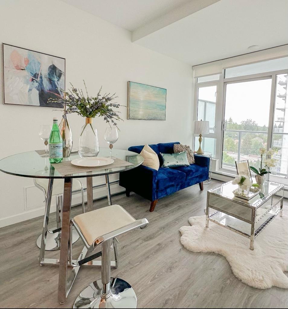 614 13350 CENTRAL AVENUE, surrey, British Columbia