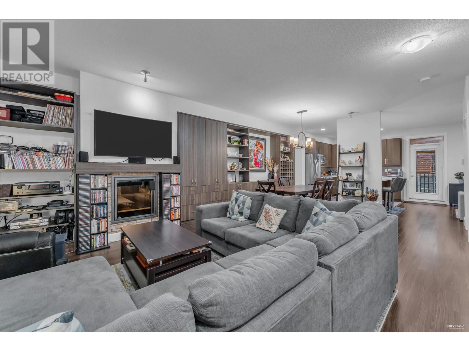 11 3431 Galloway Avenue, Coquitlam, British Columbia  V3E 0G8 - Photo 8 - R2972314