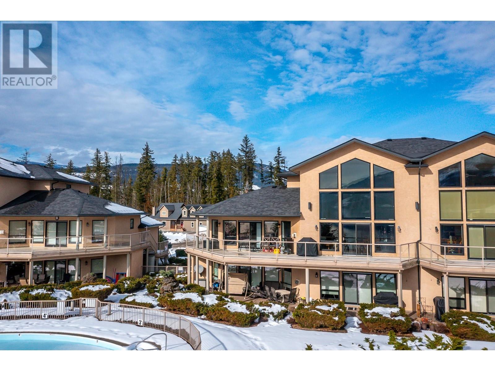 3473 Lakeview Place Unit# 202, Enderby, British Columbia