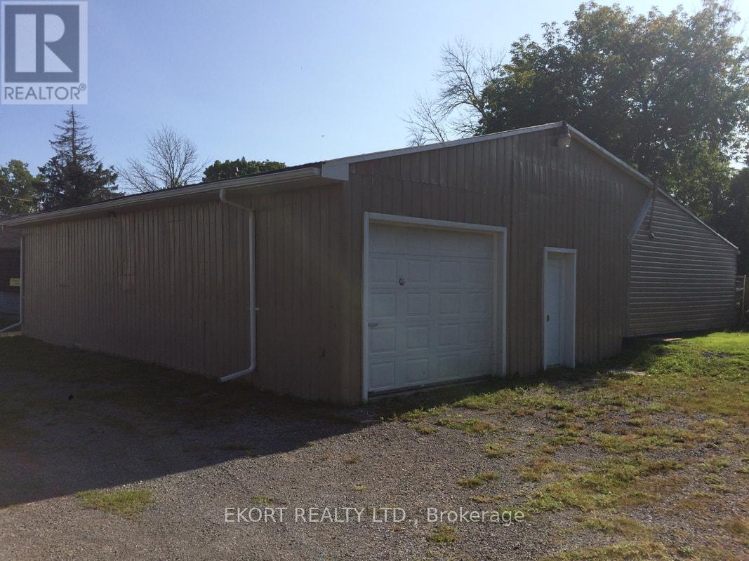 60- B And C Carrying Place Road, Quinte West, Ontario K8V 3E8 - Photo 5 - X11997885