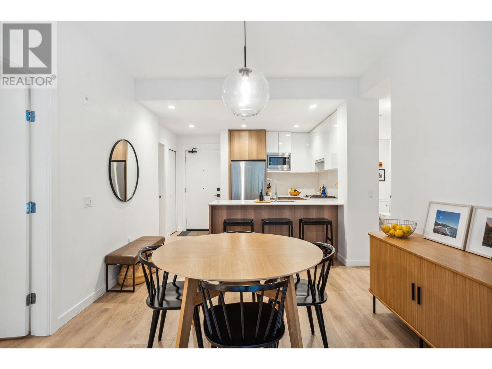 G04 715 W 15th Street, North Vancouver, British Columbia  V7M 1T2 - Photo 11 - R2972411