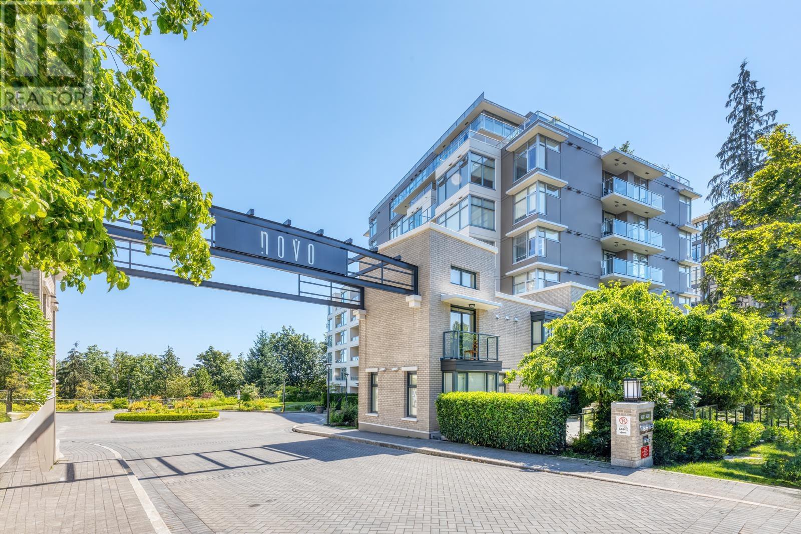 803 9298 UNIVERSITY CRESCENT, burnaby, British Columbia
