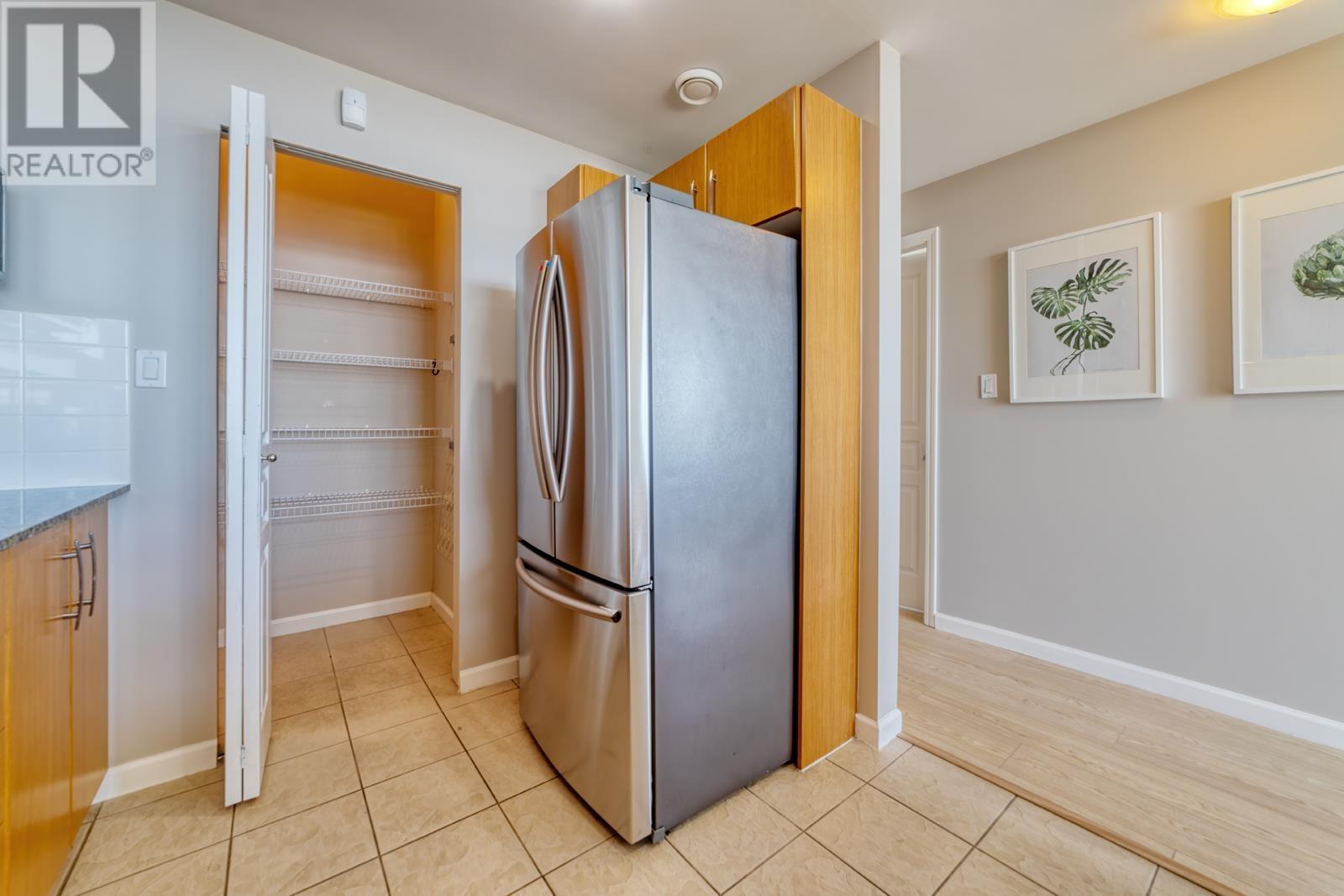 803 9298 University Crescent, Burnaby, British Columbia  V5A 4X8 - Photo 12 - R2972480