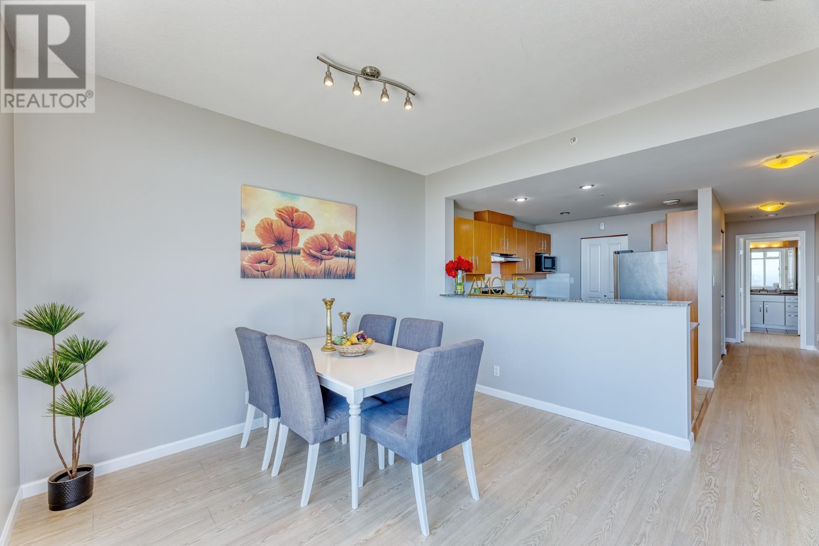 803 9298 University Crescent, Burnaby, British Columbia  V5A 4X8 - Photo 9 - R2972480