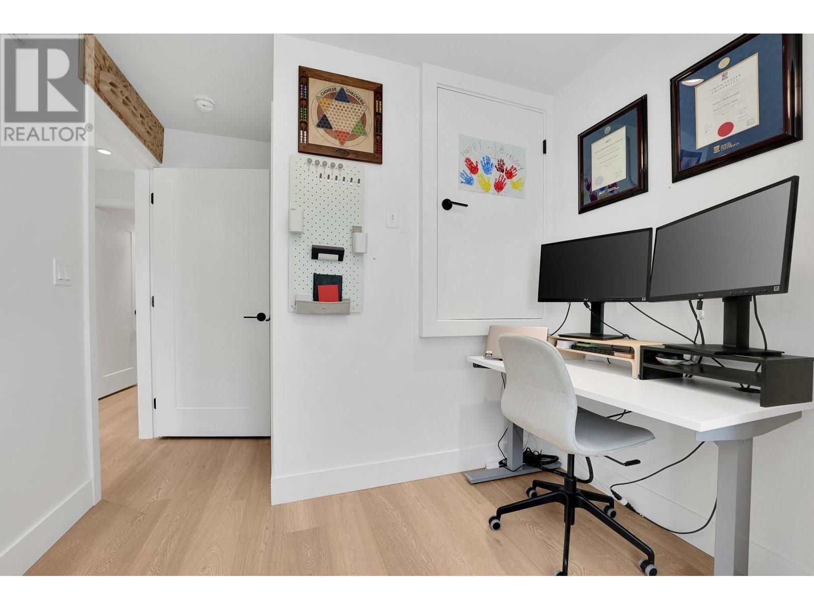 1919 E 3rd Avenue, Vancouver, British Columbia  V5N 1H4 - Photo 20 - R2972511